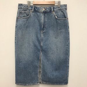 NWT Dynamite Jean Skirt